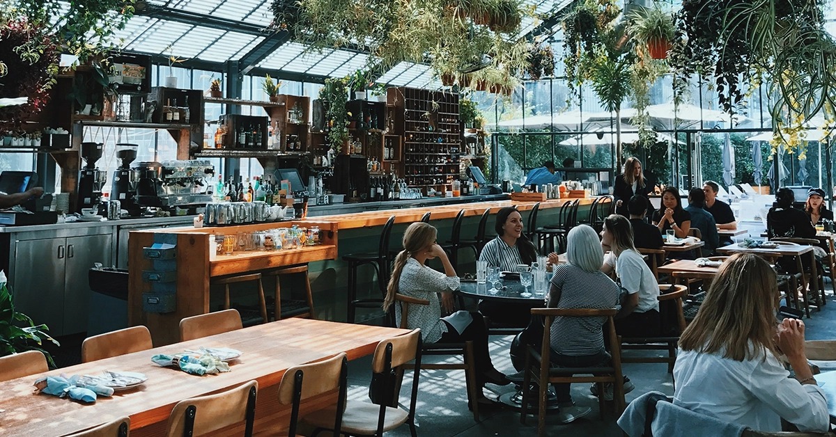 为什么这些餐厅会偏离我们的目标pré-ouverture ?