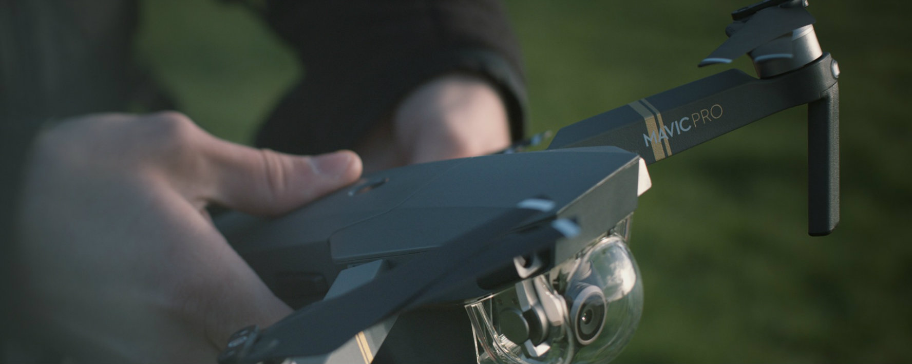 无人机厂：Une Technologie de Haut Vol