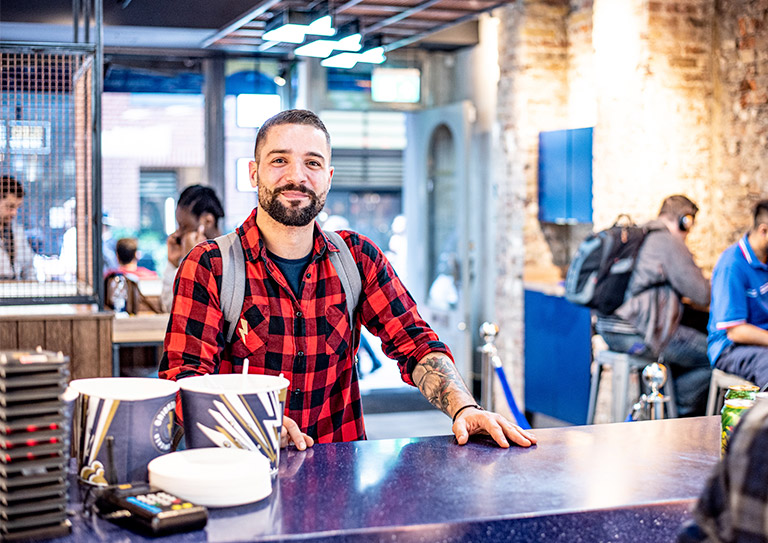 LeSystèmedeCAISSECONÇU倒车偏出联合国服务